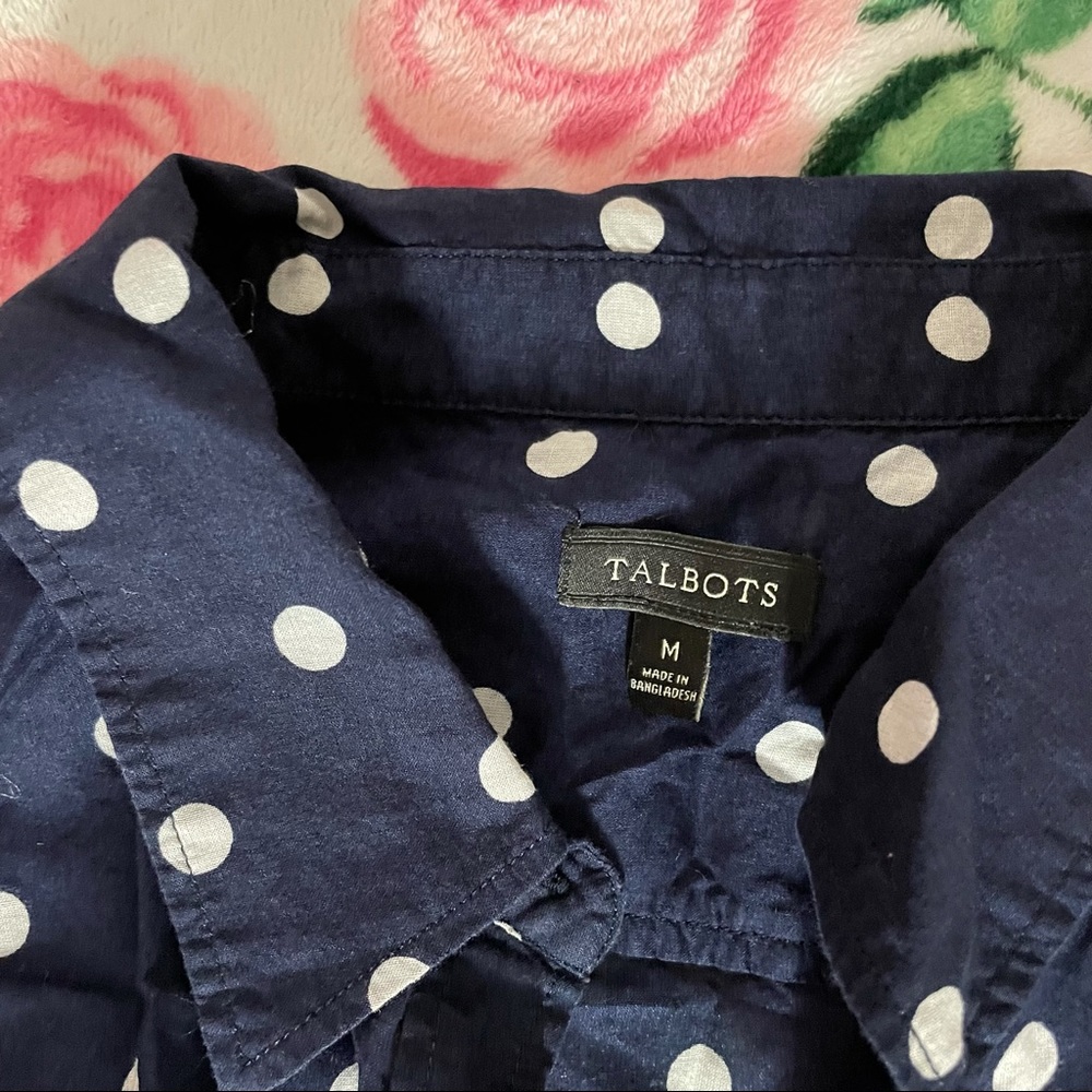 Talbots Long Sleeve Button Up Top. - Picture 3 of 6